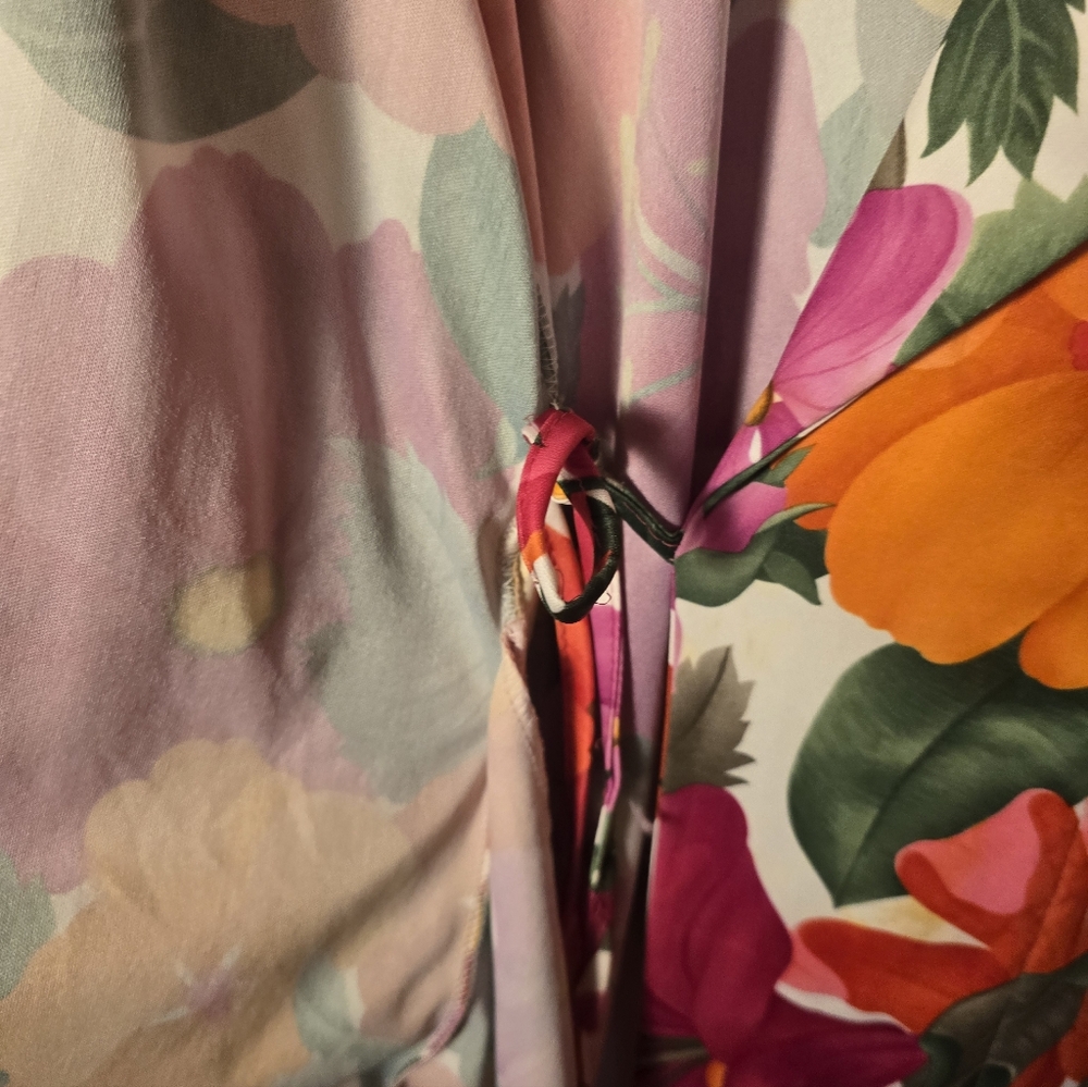 Granada Vintage Floral Robe - Picture 5 of 6